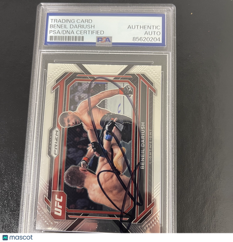 2023 Panini Prizm UFC #28 Beneil Dariush signed card PSA Auto Authentic