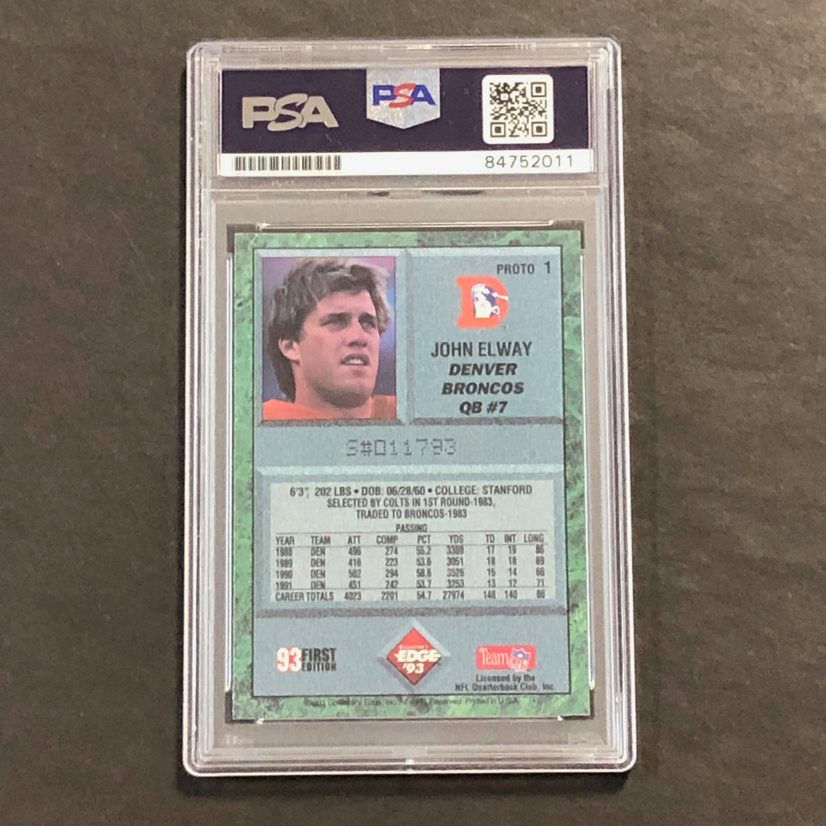 1993 Collector's Edge #1 John Elway Signed Card AUTO PSA slabbed
