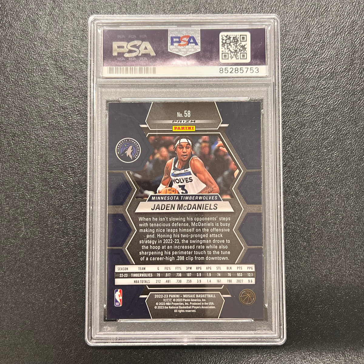 2022-23 Panini Mosaic #58 Jaden McDaniels Signed Card AUTO PSA/DNA 