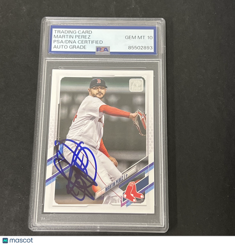 2021 Topps Update Series #US159 Martin Perez signed card PSA Auto 10