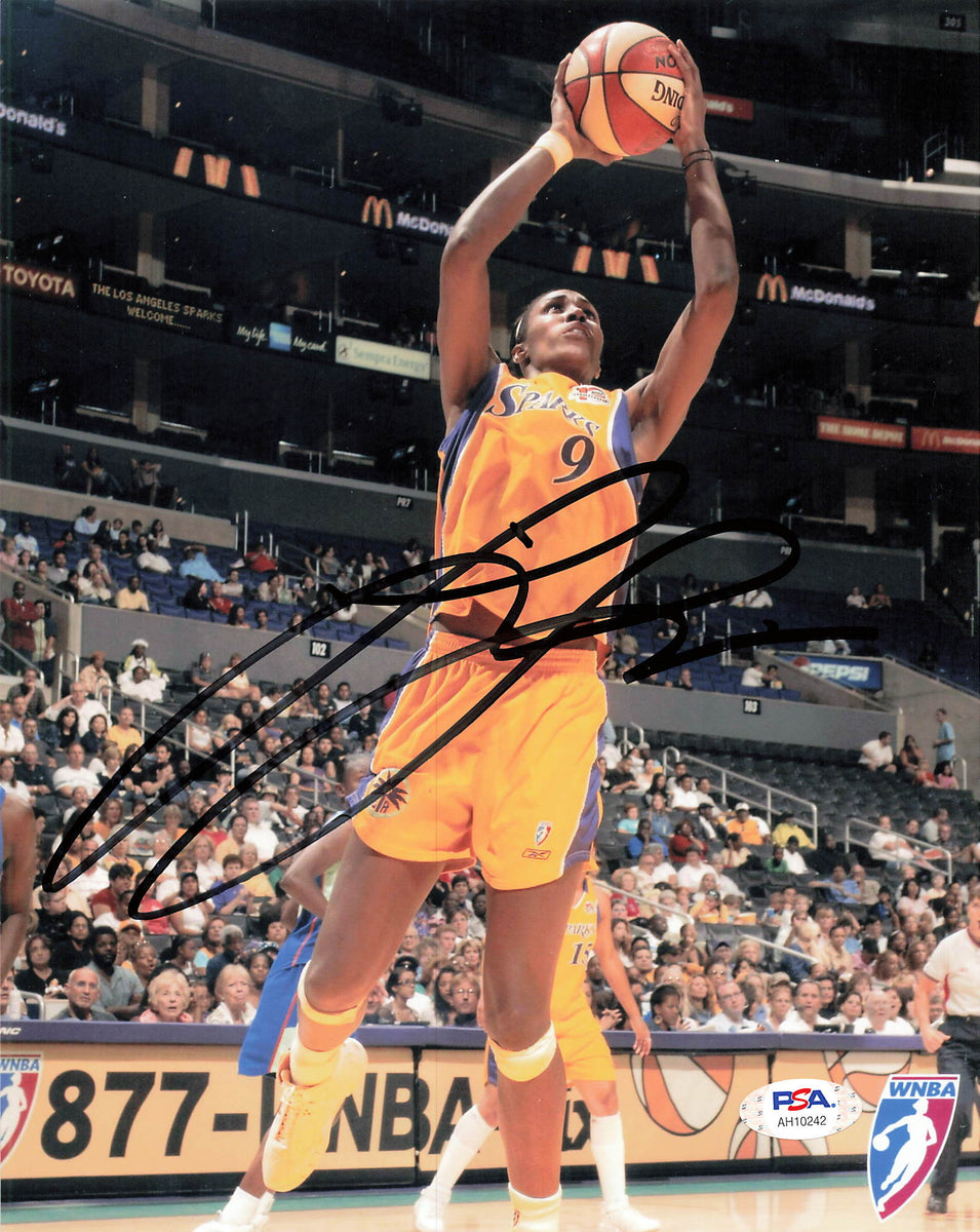 Lisa Leslie Signed Jersey (PSA)