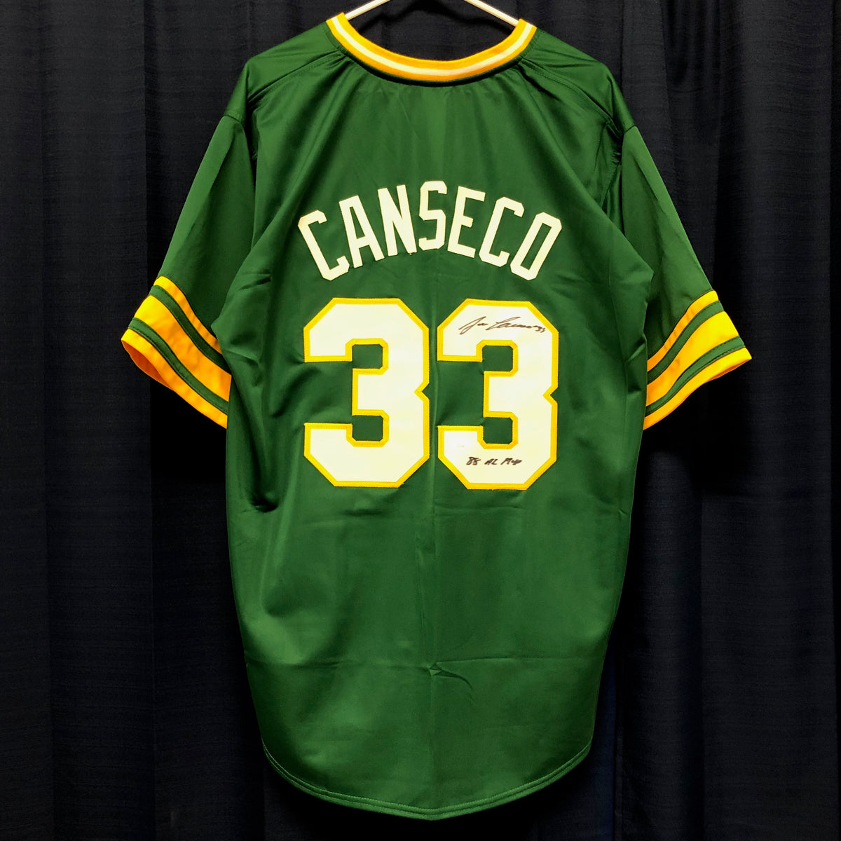 AUTOGRAPHED JOSE CANSECO 8x10 Oakland A's Photo