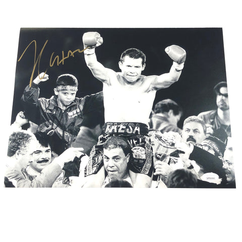 Julio Cesar Chavez signed 11x14 photo JSA Boxer Autographed