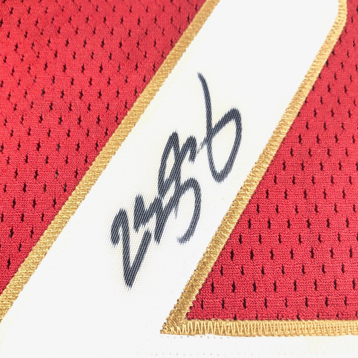 LeBron James Signed Basketball PSA/DNA Auto Grade 9 Los Angeles