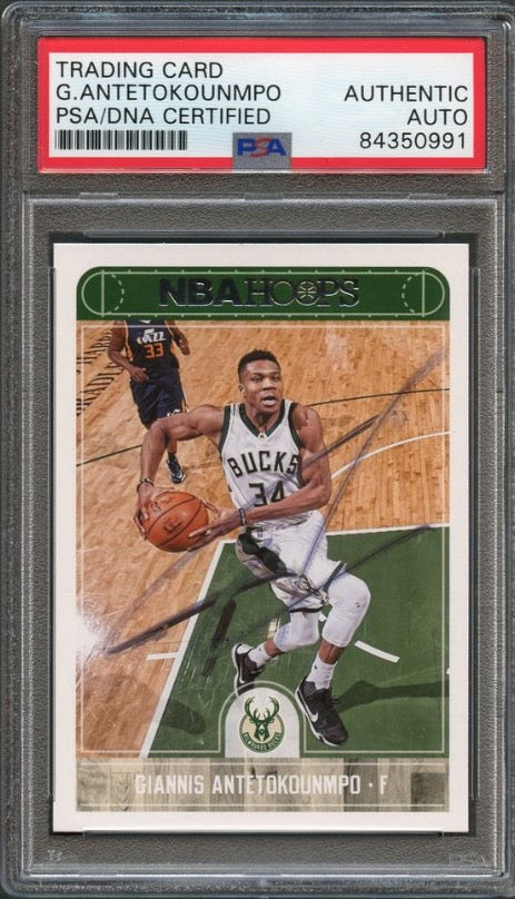 2017 NBA HOOPS #9 Giannis Antetokounmpo Signed Card AUTO PSA