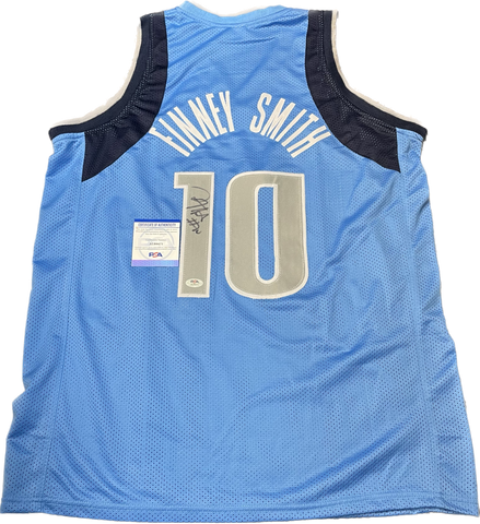Dorian Finney-Smith signed jersey PSA/DNA Dallas Mavericks Autographed
