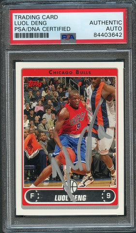 2006-07 Topps Basketball #52 Luol Deng Signed Card AUTO PSA Slabbed Bulls