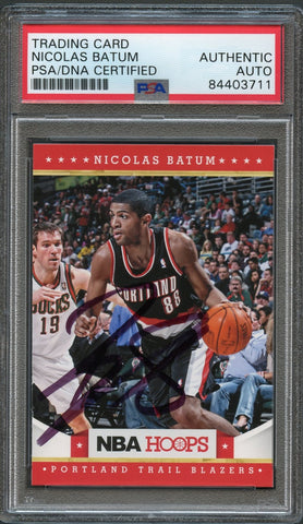 2012-13 NBA Hoops #125 Nicolas Batum Signed Card AUTO PSA Slabbed Blazers