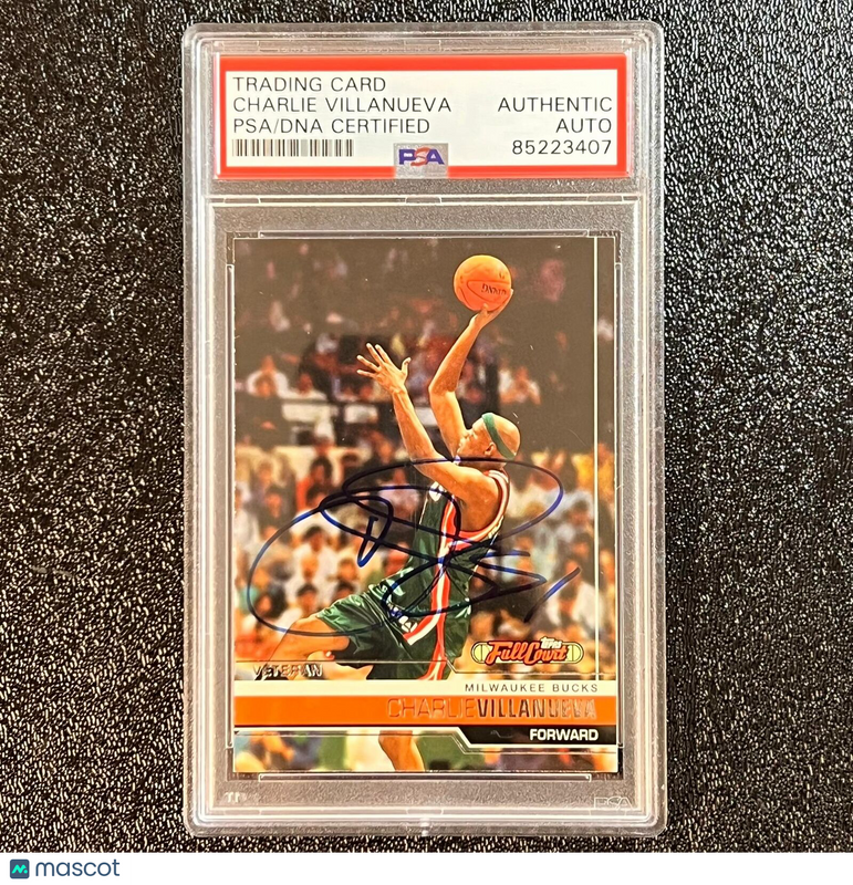 2005-06 Topps Breakdown #67 Charlie Villanueva Signed Card AUTO PSA/DNA Slabbed