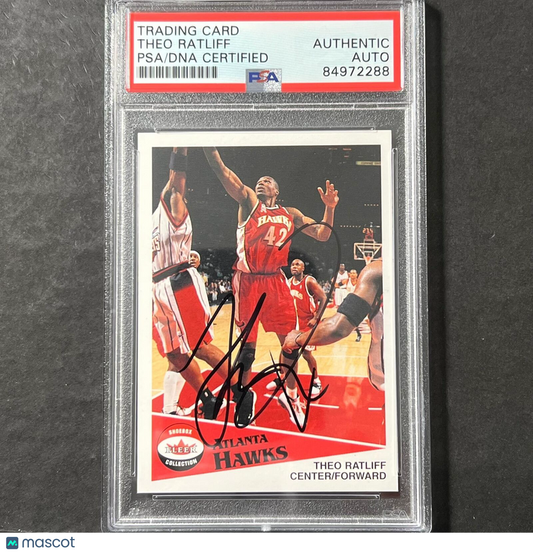 2001-02 Fleer #55 Theo Ratliff Signed Card AUTO PSA Slabbed 76ers