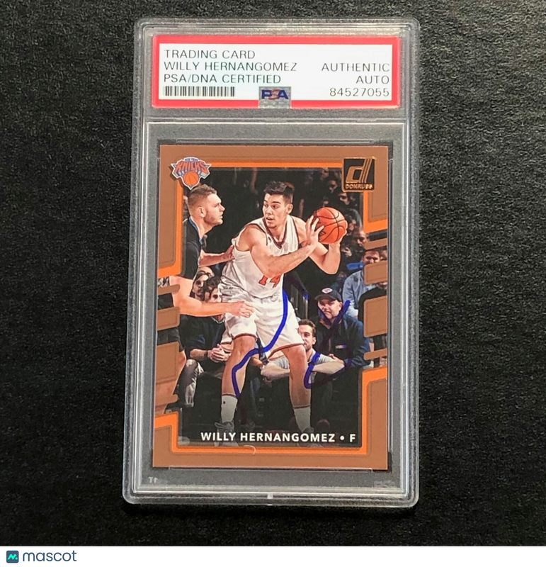 2017 Donruss #99 Willy Hernangomez Signed Card AUTO PSA Slabbed Knicks