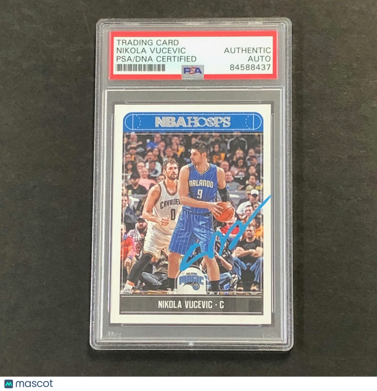 2017-18 NBA Hoops #117 Nikola Vucevic Signed Card AUTO PSA Slabbed Magic