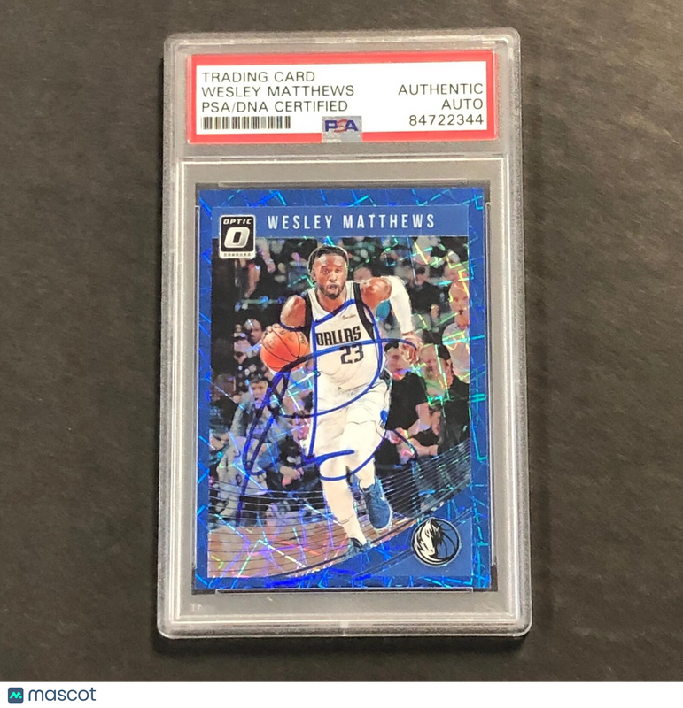 2018-19 Panini Optic #20 Wesley Matthews Signed Card AUTO PSA Slabbed Mavericks
