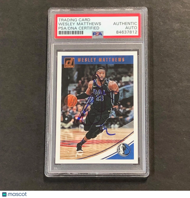 2018-19 Panini Donruss #20 Wesley Matthews Signed Card AUTO PSA Slabbed Maverick