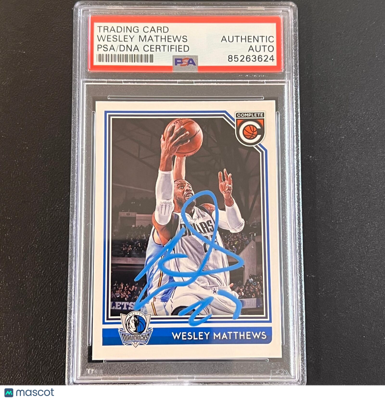 2016-17 Panini- Complete #199 Wesley Matthews Signed Card AUTO PSA Slabbed Maver