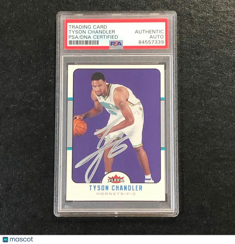 2006-07 FLEER #21 Tyson Chandler Signed Card AUTO PSA Slabbed Hornets