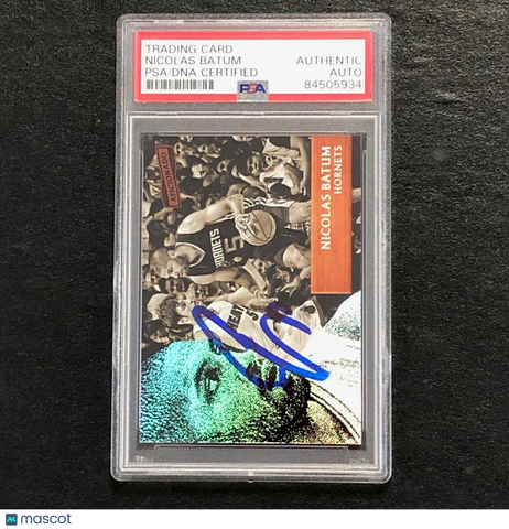 2016-17 Panini Aficionado #76 Nicolas Batum Signed Card AUTO PSA Slabbed Hornets