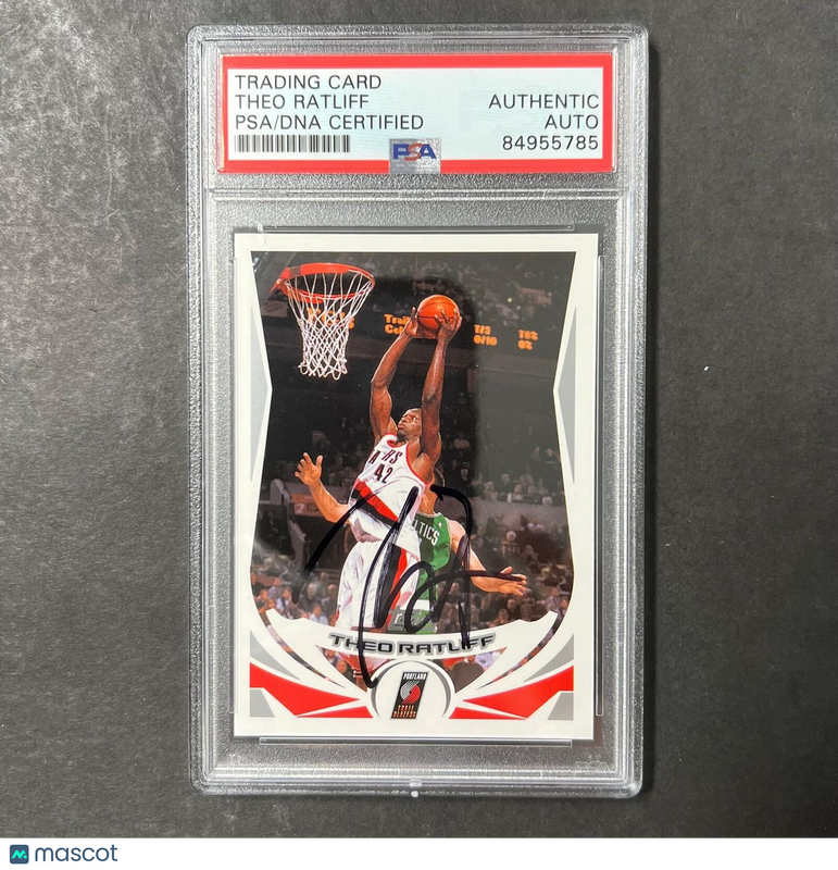 2004 Topps #138 Theo Ratliff Signed Card AUTO PSA Slabbed Trailblazers