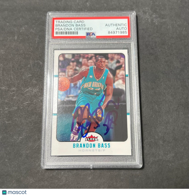 2006-07 NBA Fleer #124 Brandon Bass Signed Card AUTO PSA Slabbed Hornets