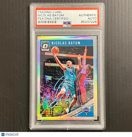 2018-19 Donruss Optic #18 Nicolas Batum Signed Card AUTO PSA Slabbed Hornets