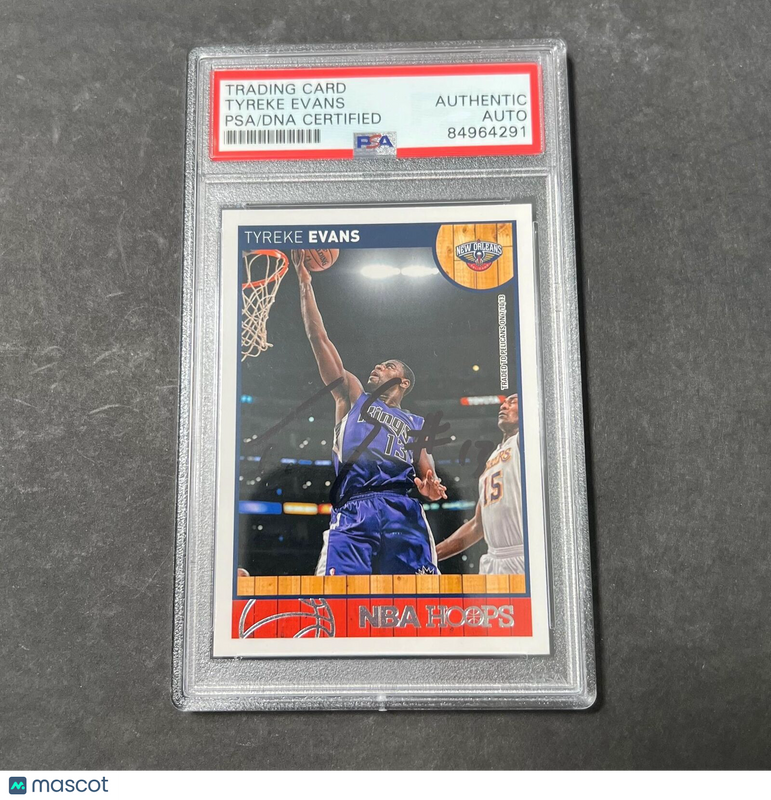 2013-14 NBA Hoops #181 Tyreke Evans Signed Card AUTO PSA Slabbed Pelicans