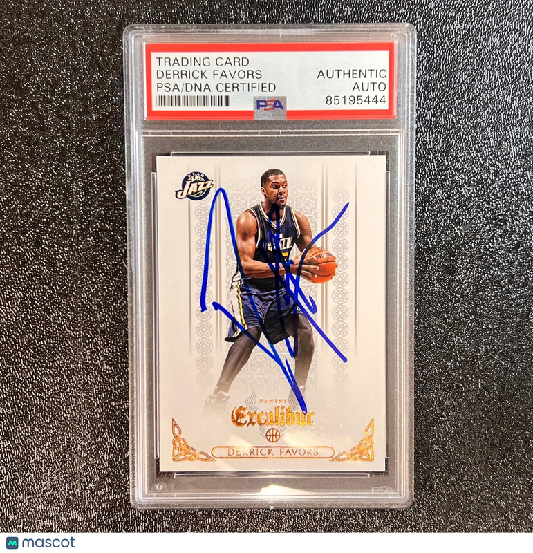 2014-15 Panini Excalibur #118 Derrick Favors Signed Card AUTO PSA Slabbed Jazz