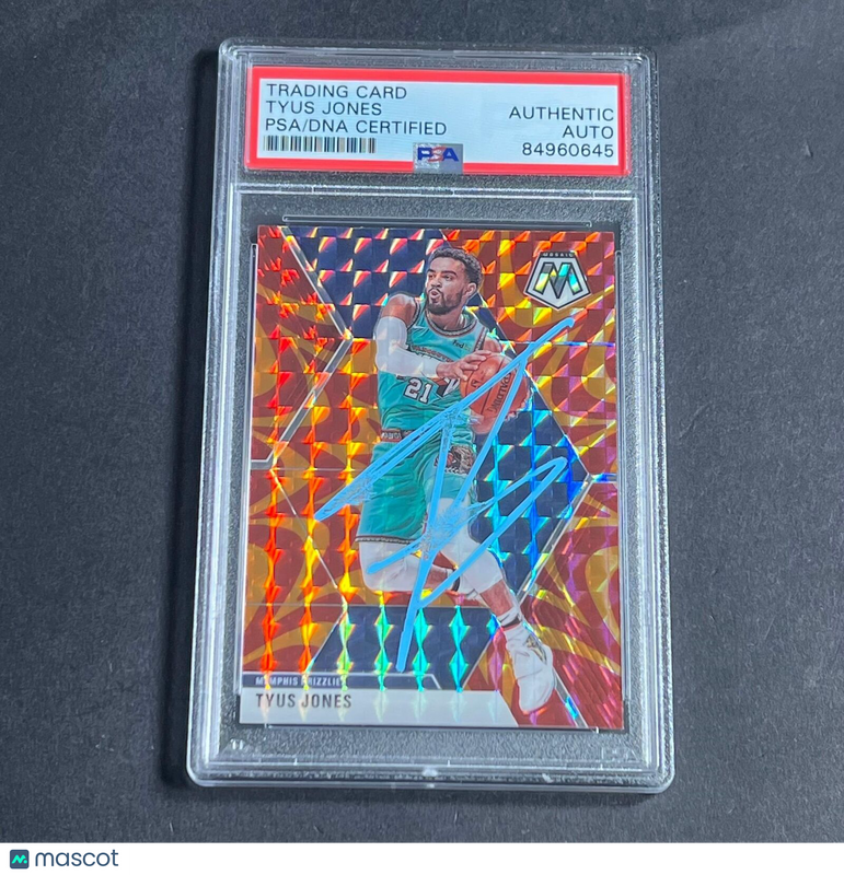 2019-20 Panini Mosaic #106 Tyus Jones Signed Card AUTO PSA Slabbed Grizzlies