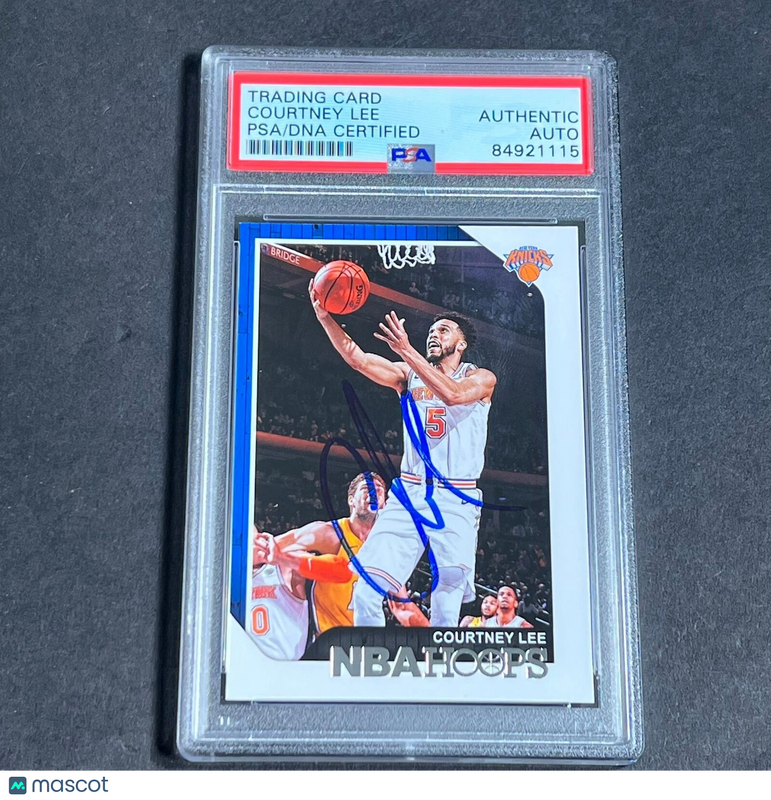 2018-19 Panini Hoops #48 Courtney Lee  Signed Card Auto PSA Slabbed Knicks