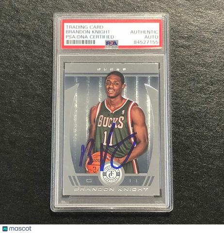 2013-14 Totally Certified #30 Brandon Knight Signed Card AUTO PSA Slabbed Bucks