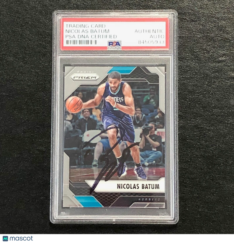 2016-17 Panini Prizm #92 Nicolas Batum Signed Card AUTO PSA Slabbed Hornets