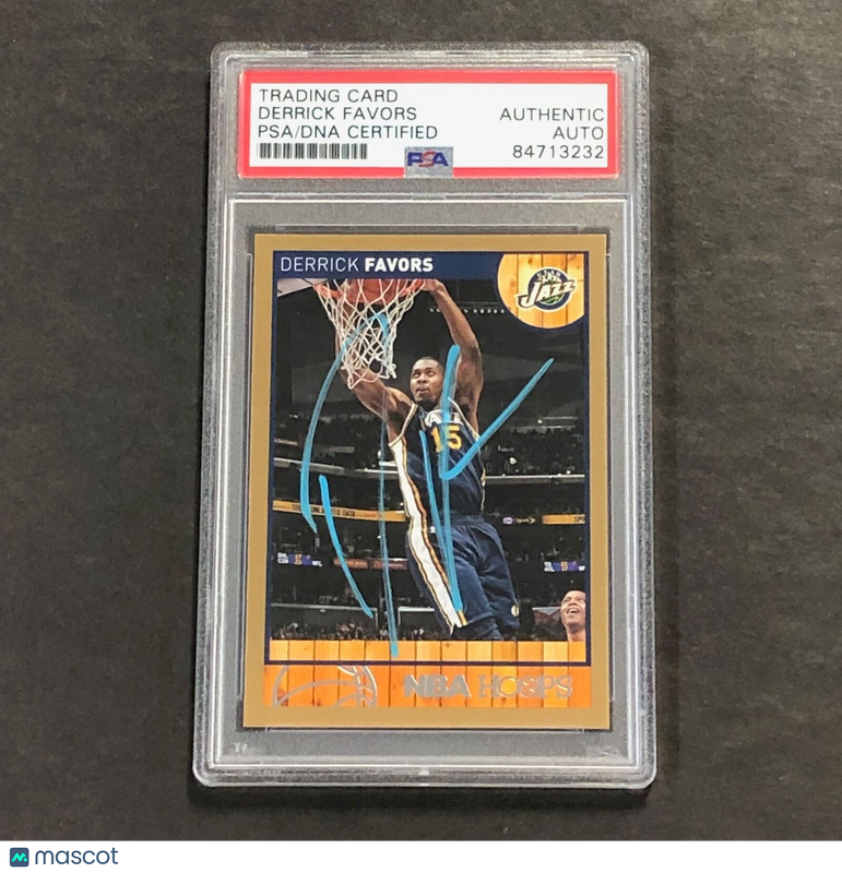 2013-14 NBA Hoops #162 Derrick Favors Signed Card AUTO PSA Slabbed Jazz