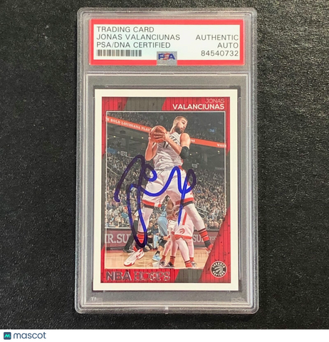 2016-17 NBA Hoops #112 Jonas Valanciunas Signed Card AUTO PSA Slabbed Raptors