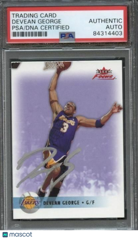 2003-04 Fleer Focus #36 Devean George Signed Card AUTO PSA Slabbed