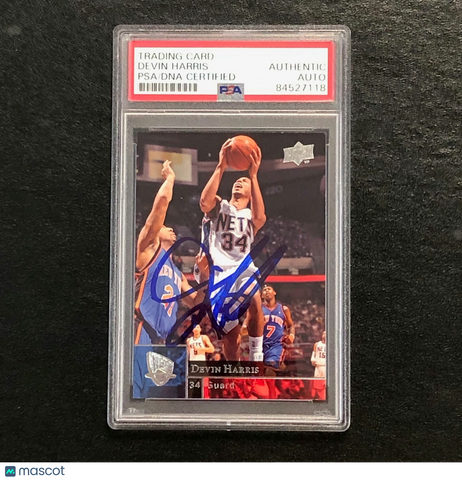 2009-10 Upper Deck Basketball #114 Devin Harris Signed Card AUTO PSA Slabbed Net