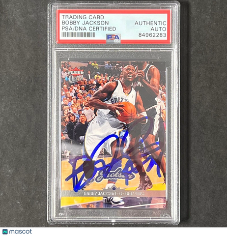 2006-07 NBA Fleer Ultra #77 Bobby Jackson Signed Card AUTO PSA Slabbed Grizzlies