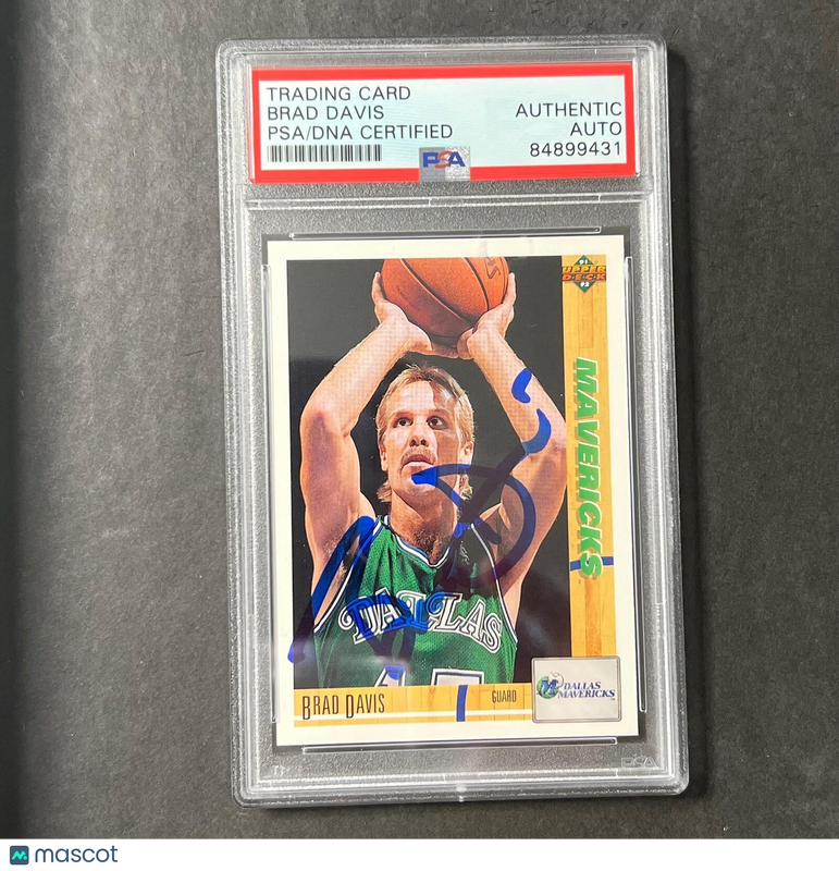 1991-92 Upperdeck #229 Brad Davis Signed Card AUTO PSA Slabbed Mavericks