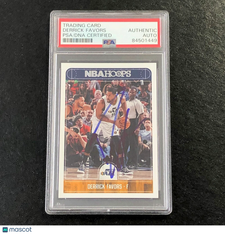 2017-18 NBA Hoops #84 Derrick Favors Signed Card AUTO PSA Slabbed Jazz