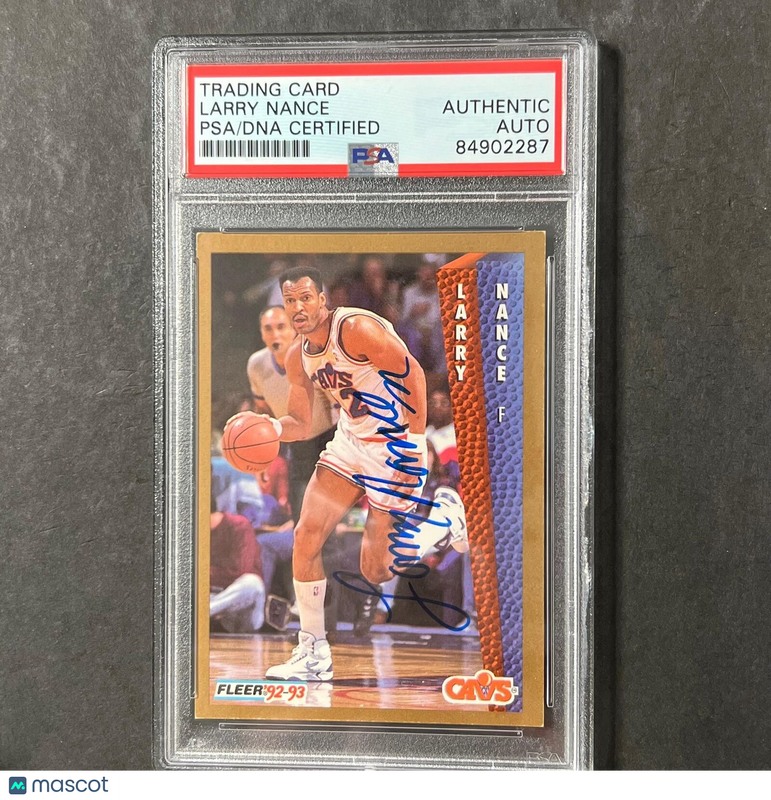 1992-93 Fleer #42 Larry Nance Signed Card AUTO PSA Slabbed Cavaliers