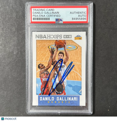2015-16 NBA Hoops #237 Danilo Gallinari Signed AUTO PSA Slabbed Nuggets