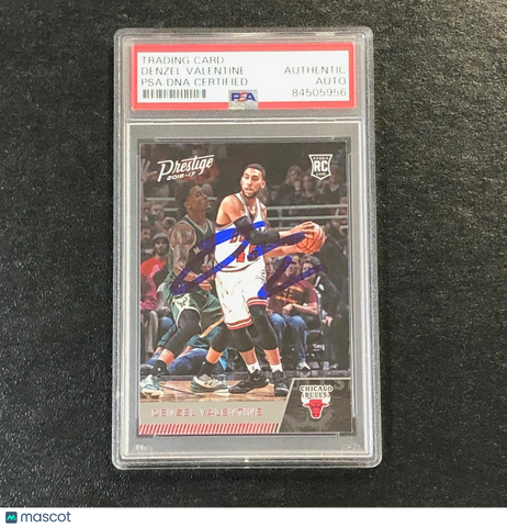 2016-17 Panini Prestige #164 Denzel Valentine Signed Card AUTO PSA Slabbed Bulls