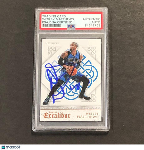 2015-16 Panini Excalibur #131 Wesley Matthews Signed Card AUTO PSA Slabbed Maver