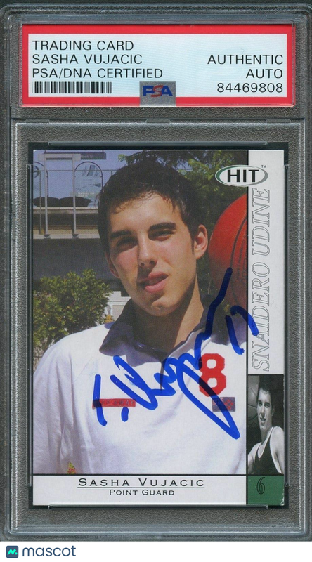 2004 SAGE Hit #8 Sasha Vujacic Signed Card AUTO PSA Slabbed