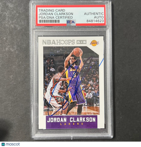 2015-16 NBA Hoops #223 Jordan Clarkson Signed Card AUTO PSA Slabbed Lakers