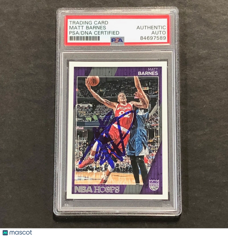 2016-17 Panini NBA Hoops #38 Matt Barnes Signed Card AUTO PSA Slabbed Kings