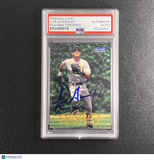 1998 Fleer #26 Luis Gonzalez Signed Card PSA Slabbed AUTO Astros