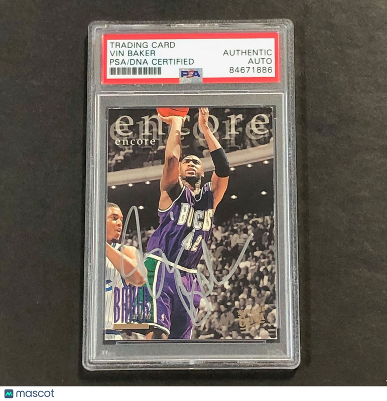 1996-97 Fleer Skybox #301 Vin Baker Signed Card PSA/DNA Slabbed Bucks