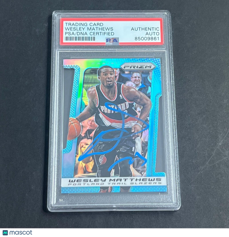 2013-14 Panini Prizm #123 Wesley Matthews Signed Card AUTO PSA Slabbed Trailblaz