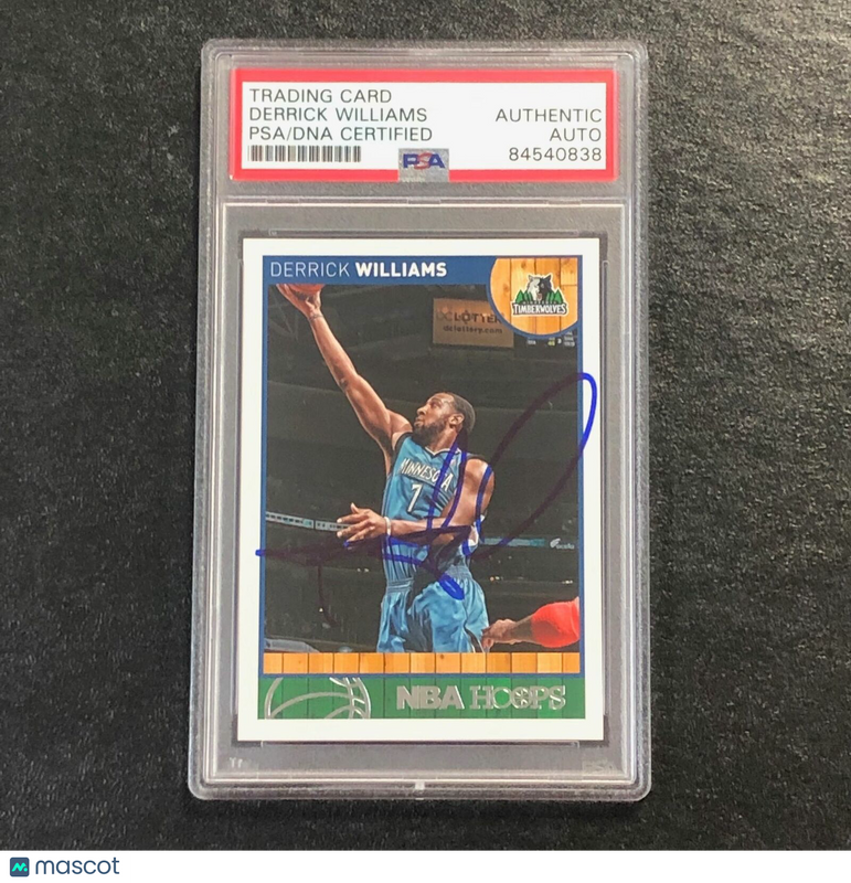 2013-14 NBA Hoops #127 Derrick Williams Signed Card AUTO PSA/DNA Slabbed Timberw