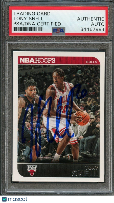 2014-15 NBA Hoops #253 Tony Snell Signed Card AUTO PSA Slabbed Bulls