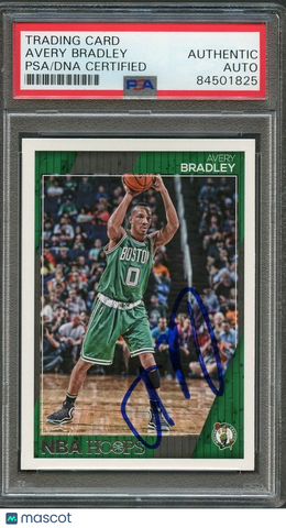 2016-17 NBA Hoops #24 Avery Bradley Signed Card AUTO PSA/DNA Slabbed Celtics
